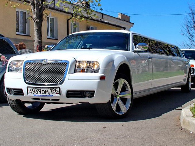 Лимузины Алмиаты chrysler300c